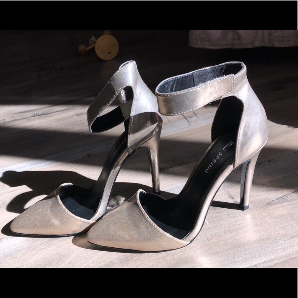 Metallic gold Call It Spring pointy heels